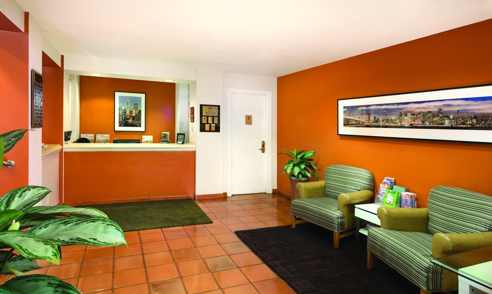 The At Fisherman's Wharf Station touristique 3*